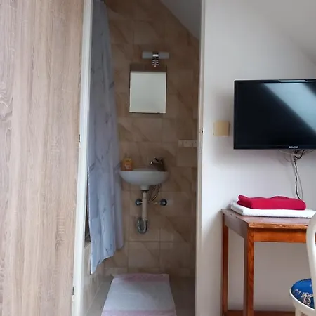 Apartmany Sedmikraska Tehovec Exterior photo