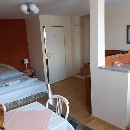 Apartmany Sedmikraska Tehovec Exterior photo