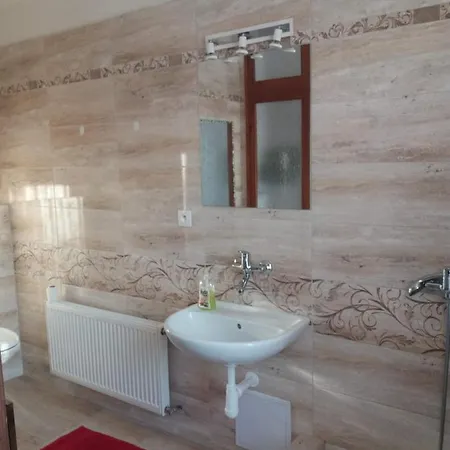 Apartmany Sedmikraska Tehovec Exterior photo